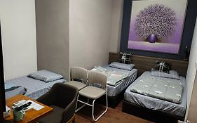 Formosa Backpackers Hostel & Apartment（青年民宿）